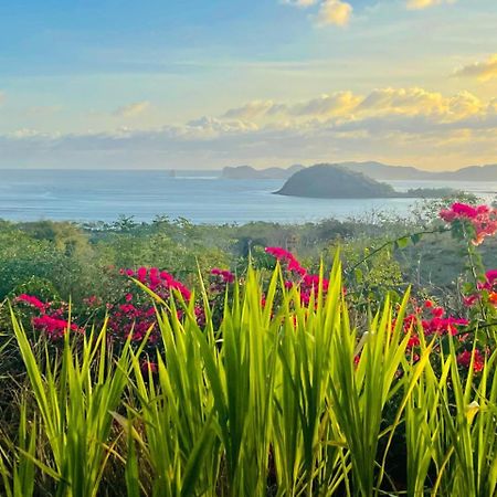 Lobster Bay Lombok Hotel Awang Bagian luar foto