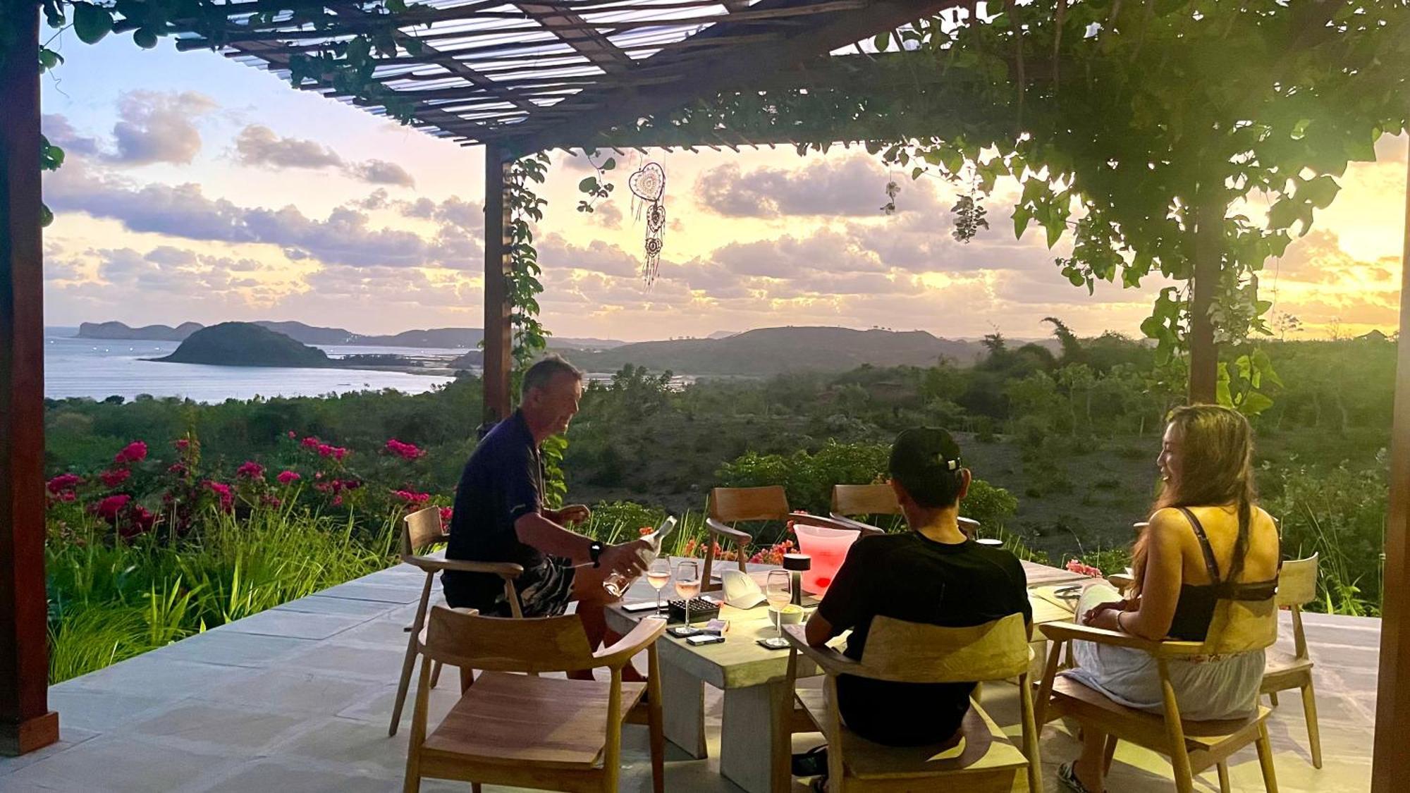 Lobster Bay Lombok Hotel Awang Bagian luar foto