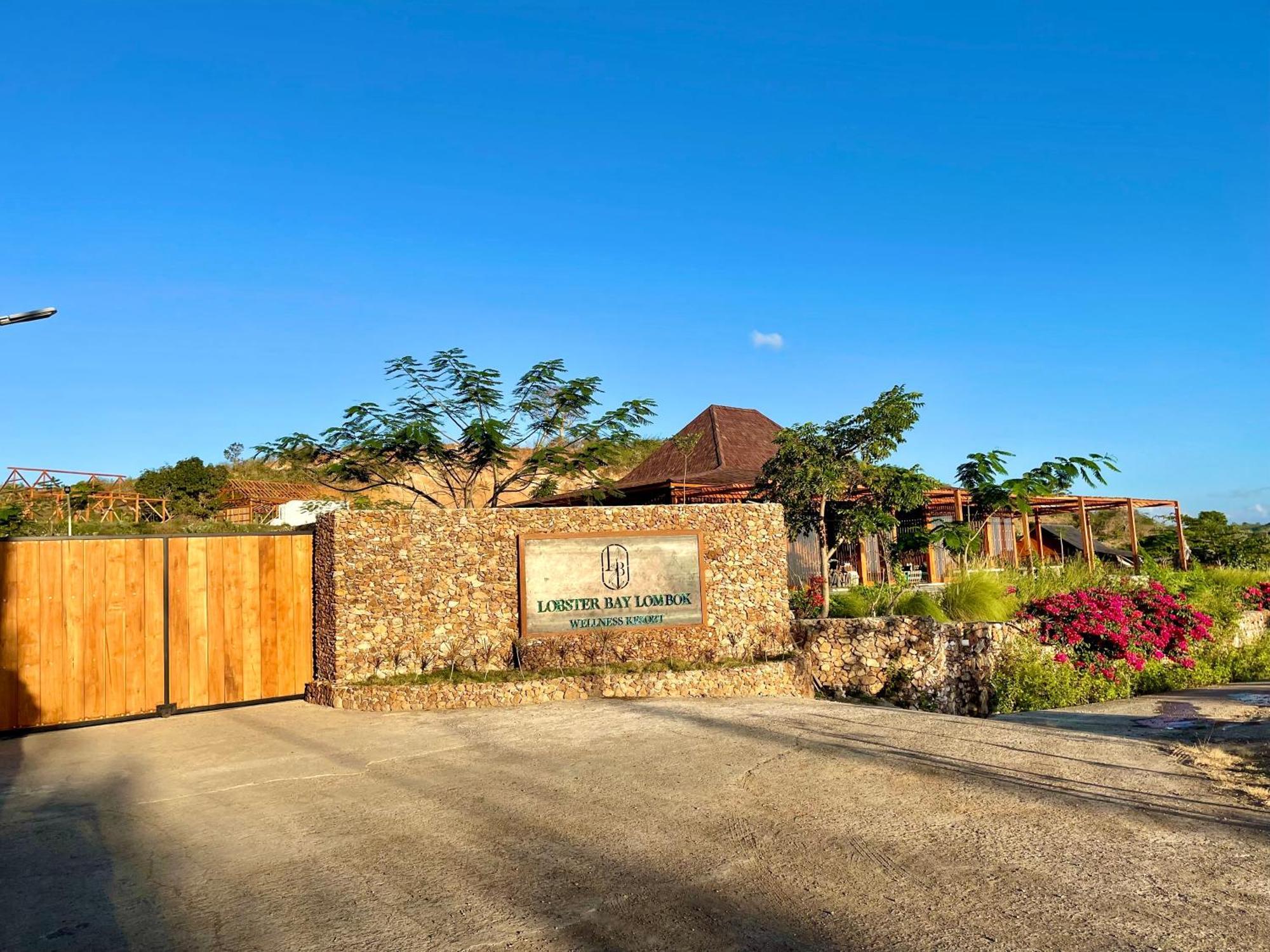 Lobster Bay Lombok Hotel Awang Bagian luar foto
