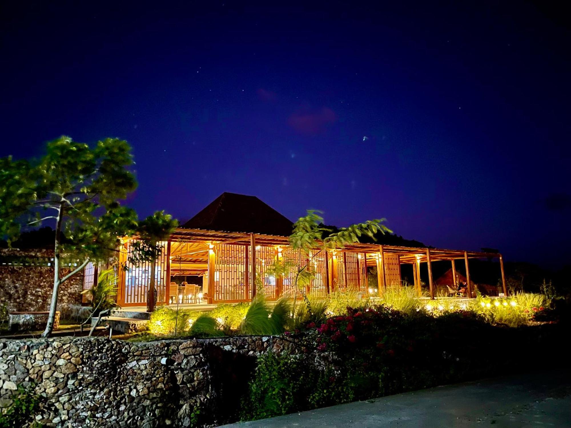 Lobster Bay Lombok Hotel Awang Bagian luar foto